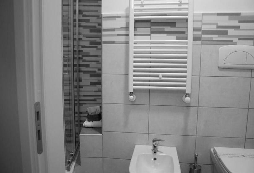 Habitació Estàndard, Iris Inn