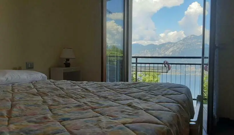 Standard-huone Järvinäkymä, Albergo Alle Fasse