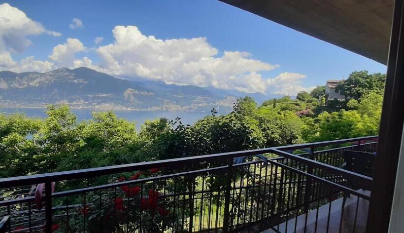 レイクビュースタンダードルーム, Albergo Alle Fasse