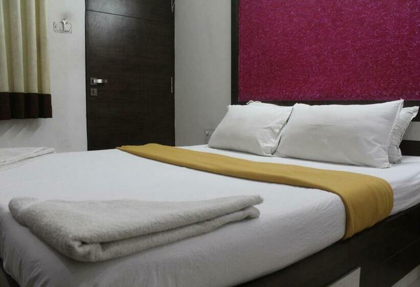 Superior Rum, Ambica