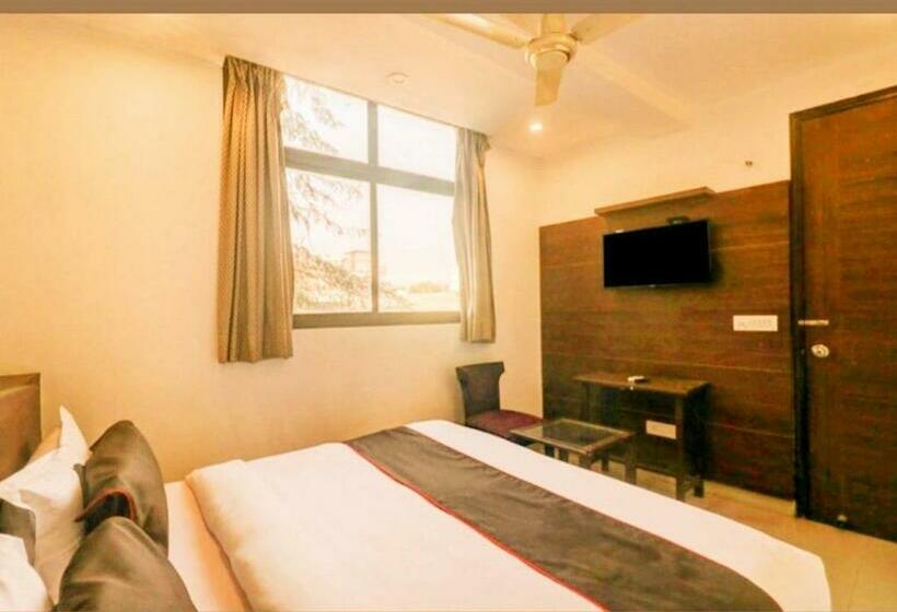 豪华房间, Aravali Inn