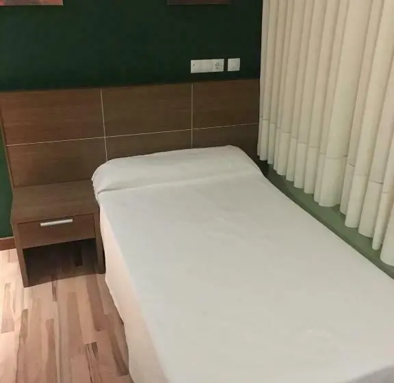 スタンダードシングルルーム, Area De Servicio Los Chopos