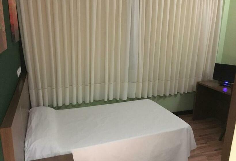 Номер Стандарт Индивидуальный, Area De Servicio Los Chopos