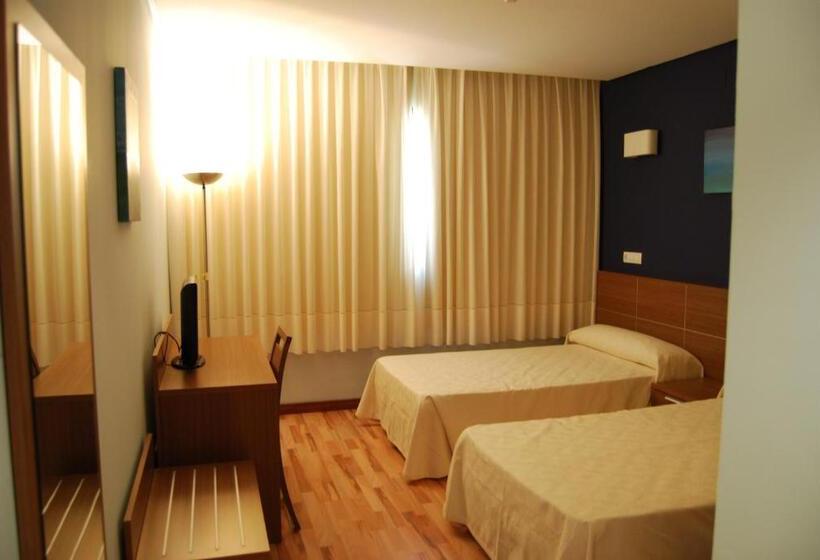 חדר סטנדרט, Area De Servicio Los Chopos