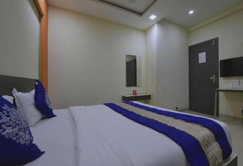 エコノミールーム, Collection O Hotel Svl