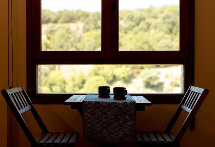 Номер Стандарт Вид на Горы, Hostal El Guerrer