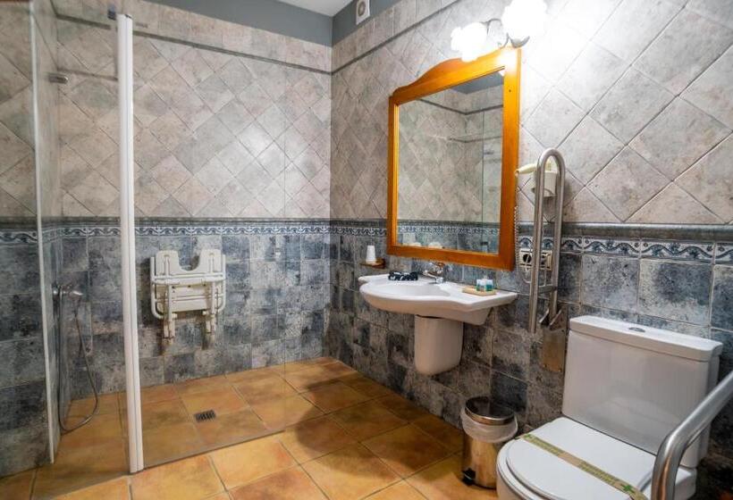 Номер Стандарт Адаптированный для Инвалидов, Hostal El Guerrer