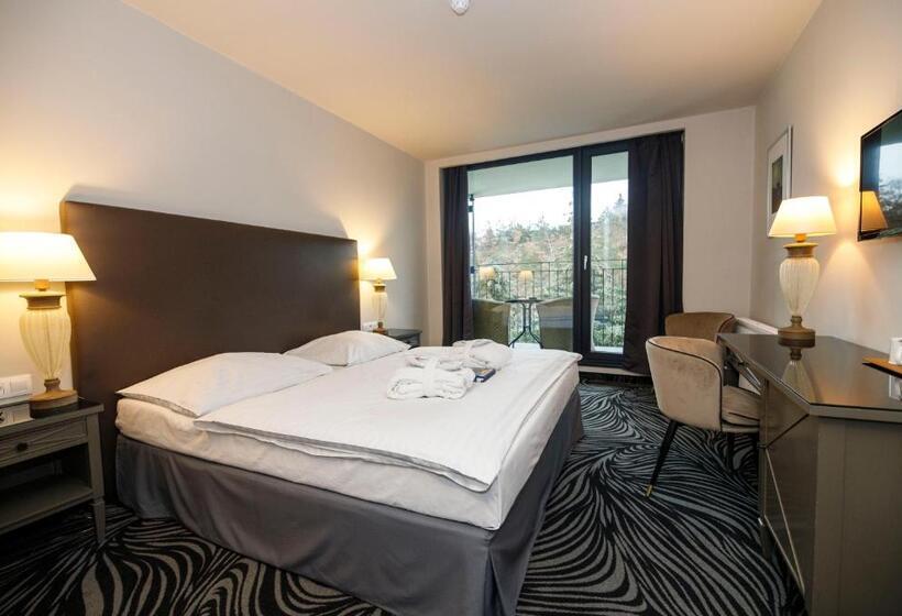 标准间带露台, Parkhotel Carlsbad Inn
