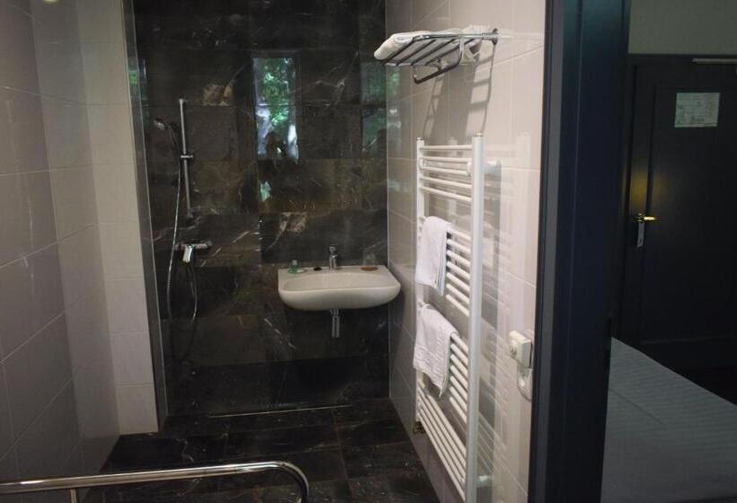 سوئیت جونیور خانوادگی, Parkhotel Carlsbad Inn