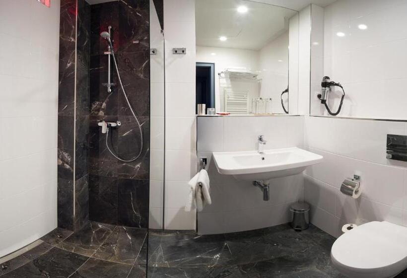 اتاق لوکس با بالکن, Parkhotel Carlsbad Inn