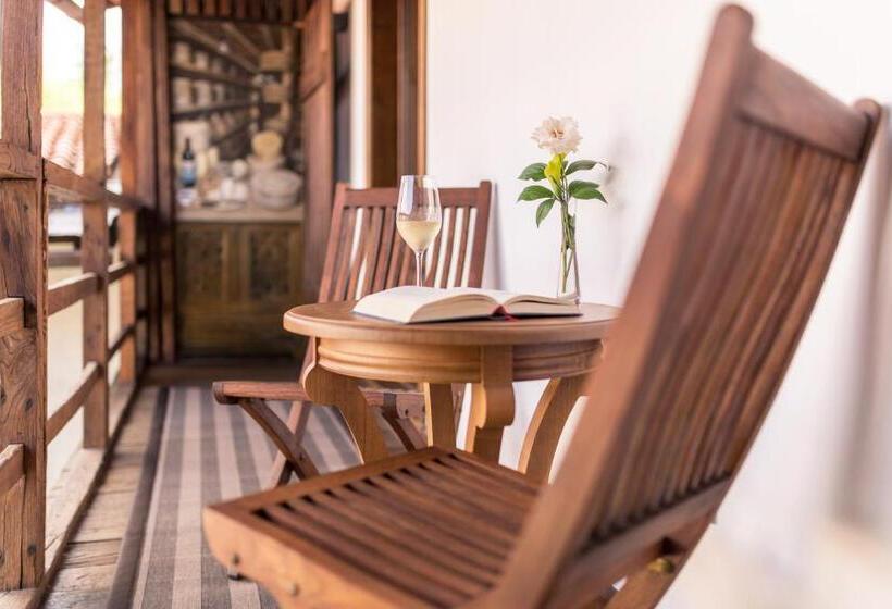 Номер Стандарт, Pazo Da Pena Manzaneda