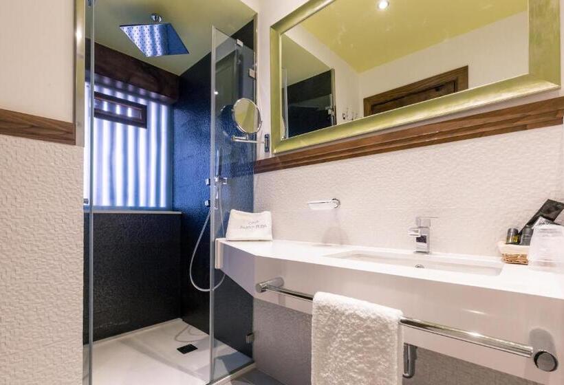 غرفة قياسية, Pazo Da Pena Manzaneda