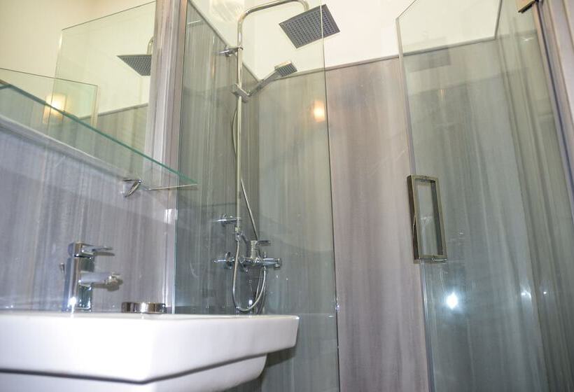 اتاق استاندارد یک تخته با بالکن, Piccolo Casa Bella