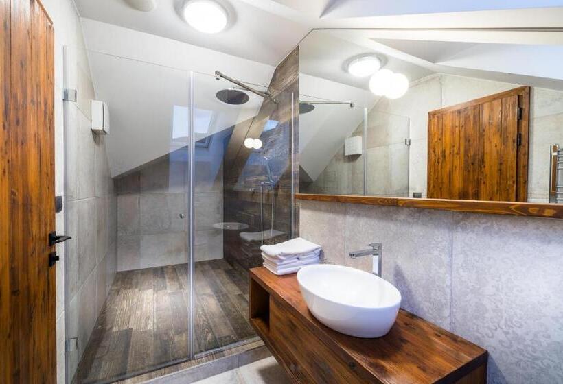 Апартаменты Deluxe 2 Спальни, Pošta