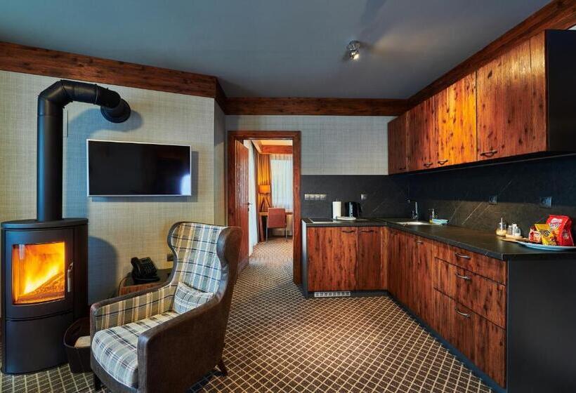 Апартаменты Deluxe 2 Спальни, Pošta