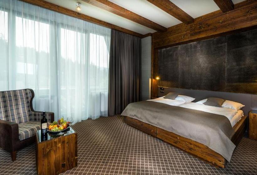 Номер Superior, Pošta