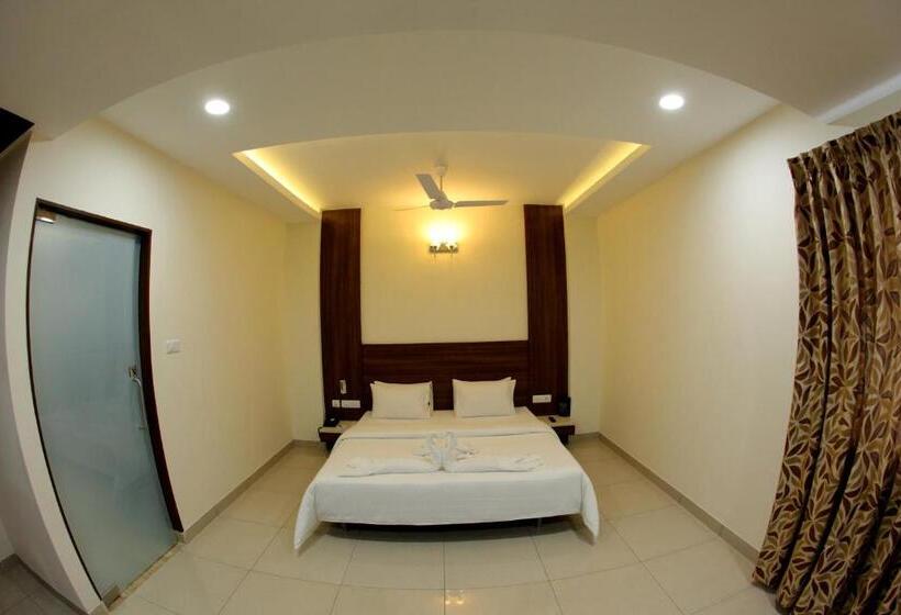 סוויטה, Rathna Residency