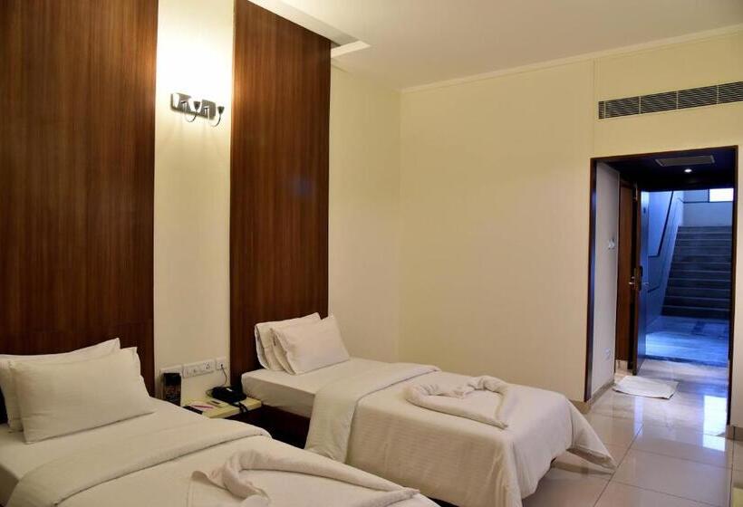 スタンダードシングルルーム, Rathna Residency