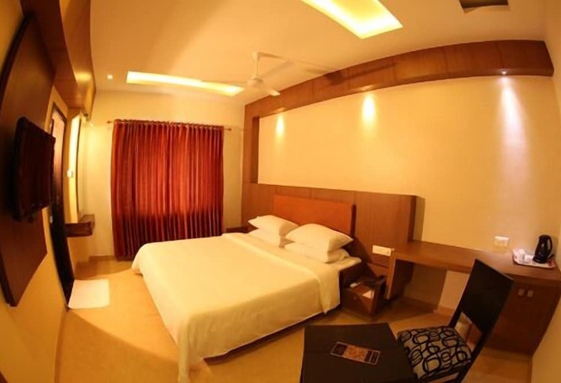 スイート, Rathna Residency