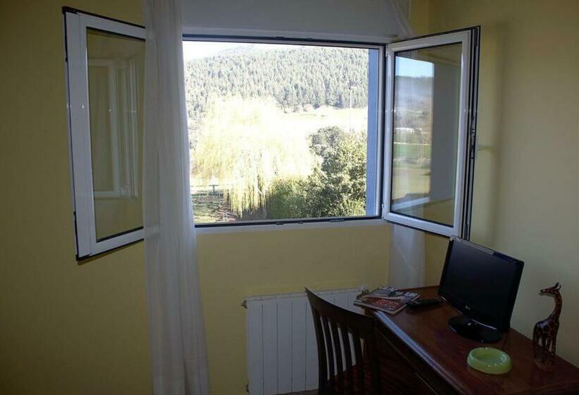 스탠다드 트리플 룸, Royal Iii