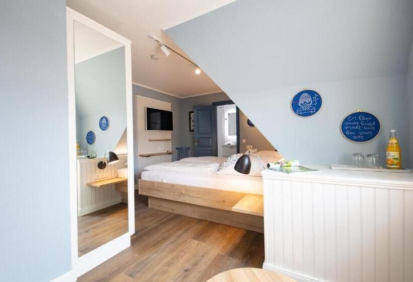 스탠다드 룸, Ual öömrang Wiartshüs