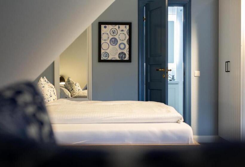 스탠다드 룸, Ual öömrang Wiartshüs