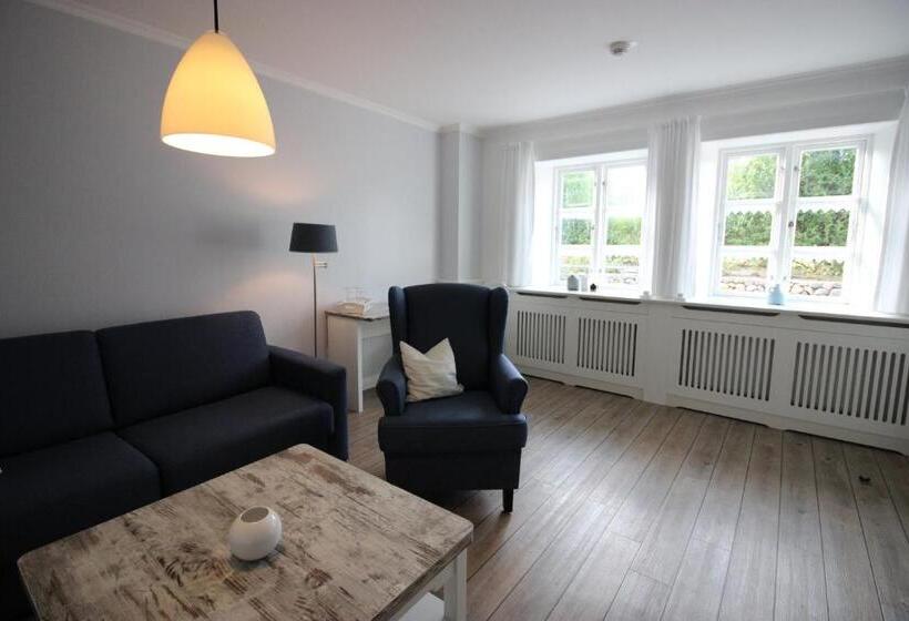 스위트, Ual öömrang Wiartshüs