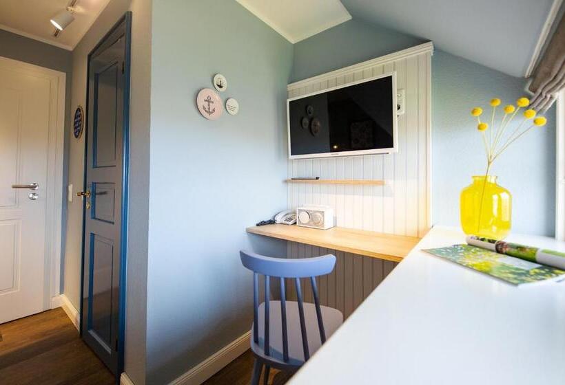 싱글 기본룸, Ual öömrang Wiartshüs