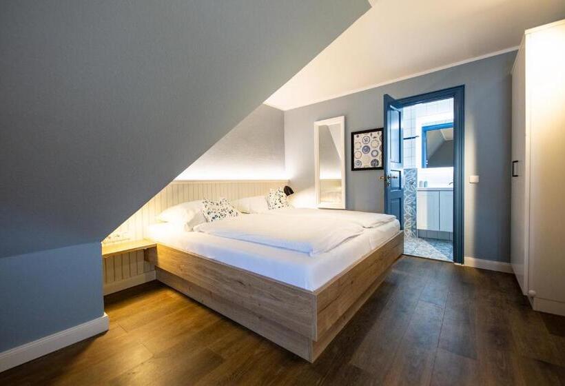 스탠다드 룸, Ual öömrang Wiartshüs