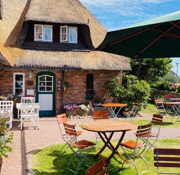 스탠다드 룸, Ual öömrang Wiartshüs