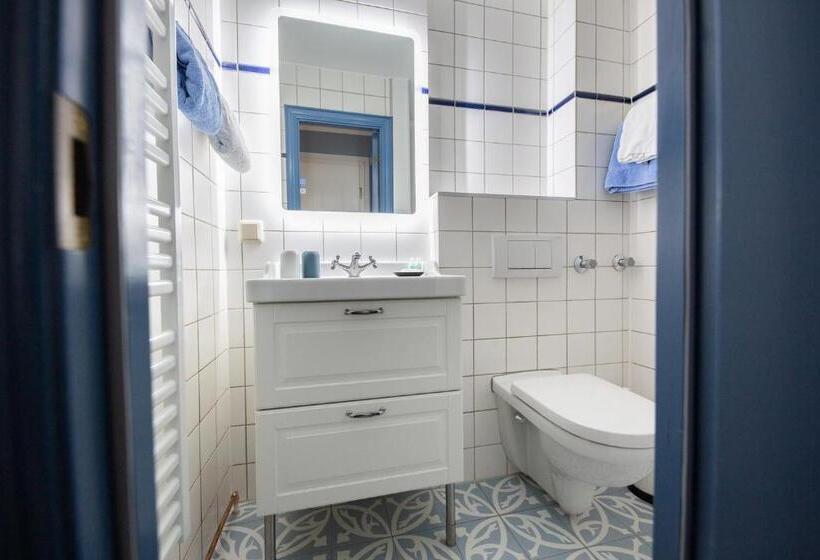 스탠다드 룸, Ual öömrang Wiartshüs