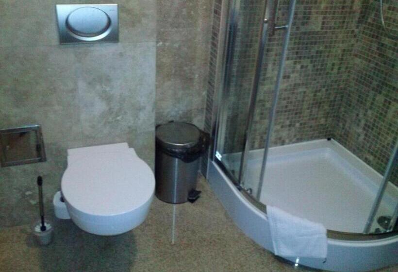 اتاق استاندارد, Victoria