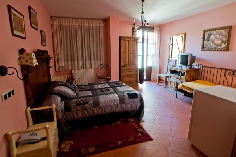 标准三人间, Villa Románica