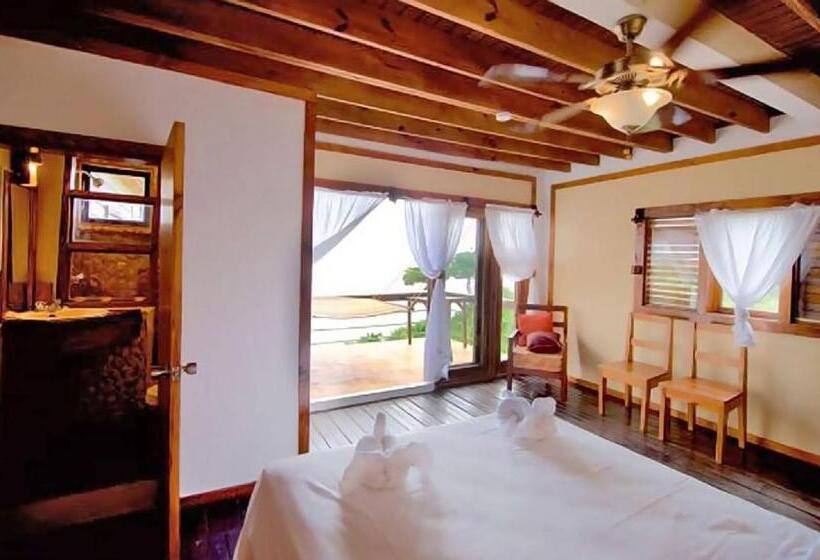 سوییت با چشم‌انداز دریا, The Sea Cliff Hotel Resort & Spa