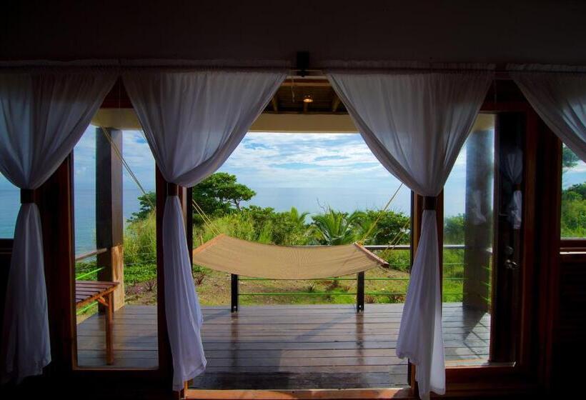 سوییت جونیور با چشم‌انداز دریا, The Sea Cliff Hotel Resort & Spa