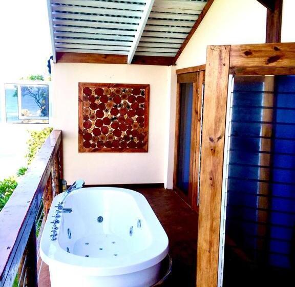 سوئیت با وان آب گرم, The Sea Cliff Hotel Resort & Spa