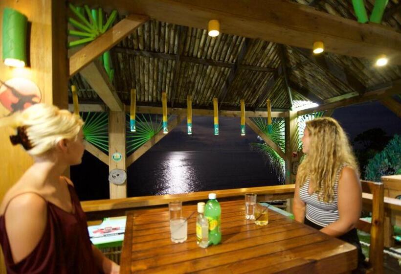 اتاق لوکس با چشم‌انداز دریا, The Sea Cliff Hotel Resort & Spa