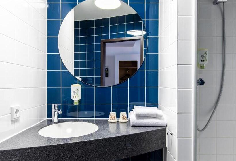 家庭间, B&B Hotel Hamburg City Ost