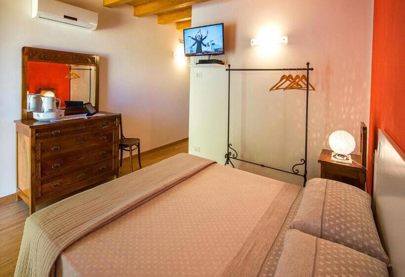 ファミリールーム, B&b La Rubiana