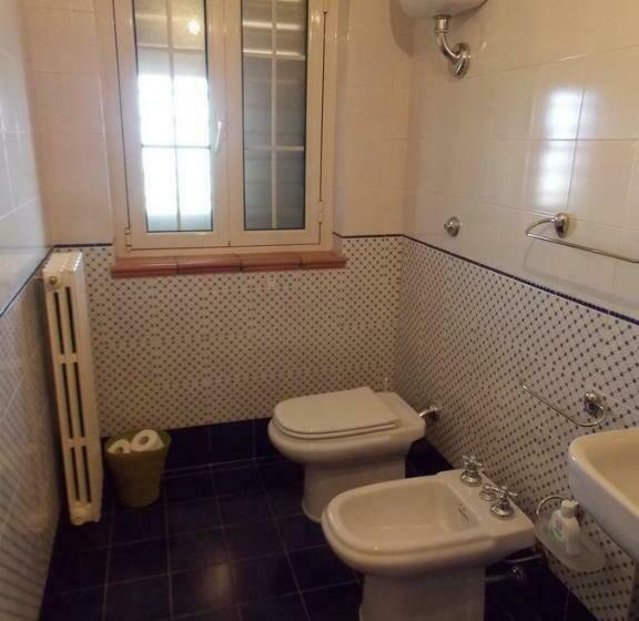 Номер Стандарт Вид на Бассейн, B&b Pacilita