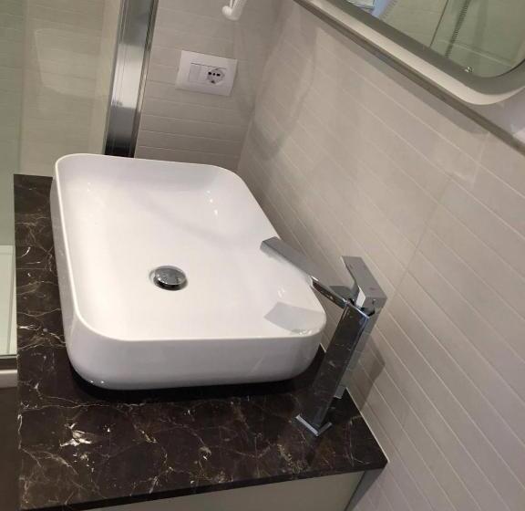 수피리어 룸, Alberica10