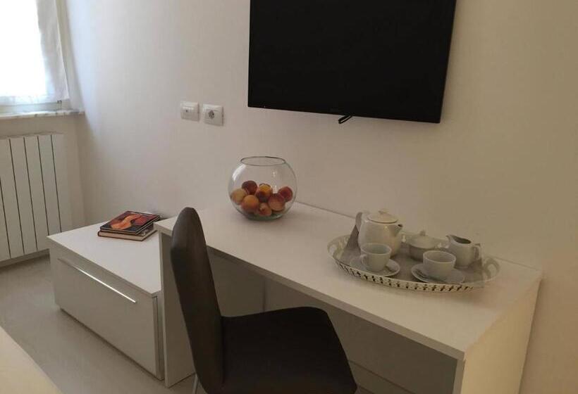 싱글 디럭스 룸, Alberica10