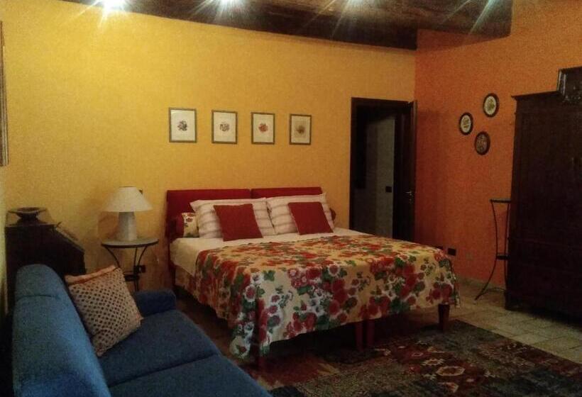 اتاق استاندارد سه نفره, Cascina Baresane