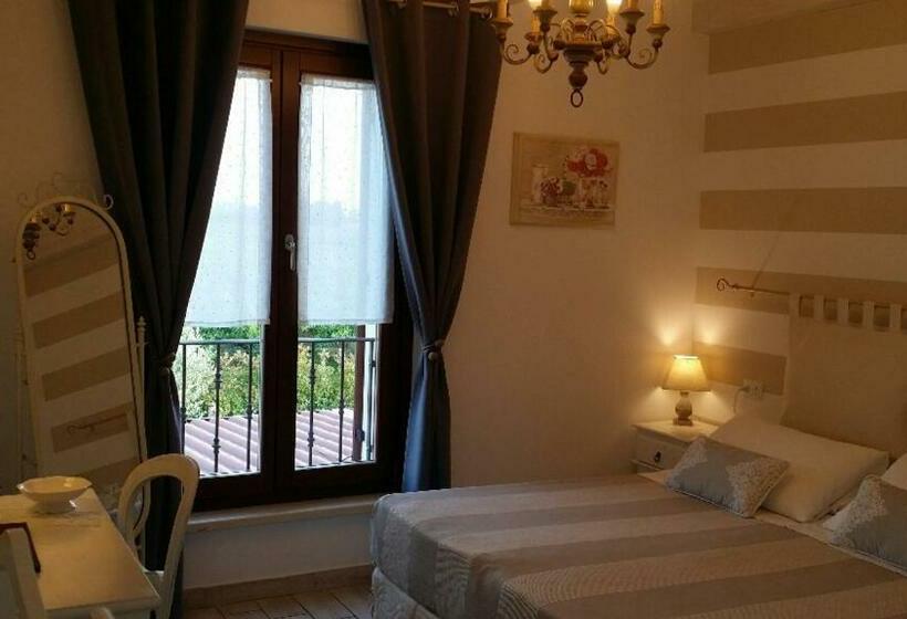 اتاق استاندارد, Corte Caselle