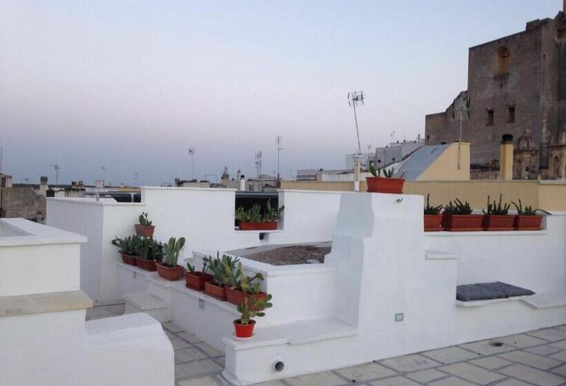 غرفة قياسية مزوَّدة بتراس, La Loggetta