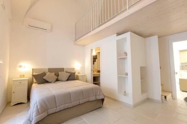 شقة غرفة واحدة, La Loggetta