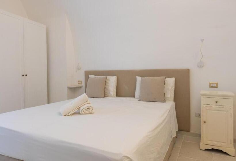 جناح ديلوكس, La Loggetta