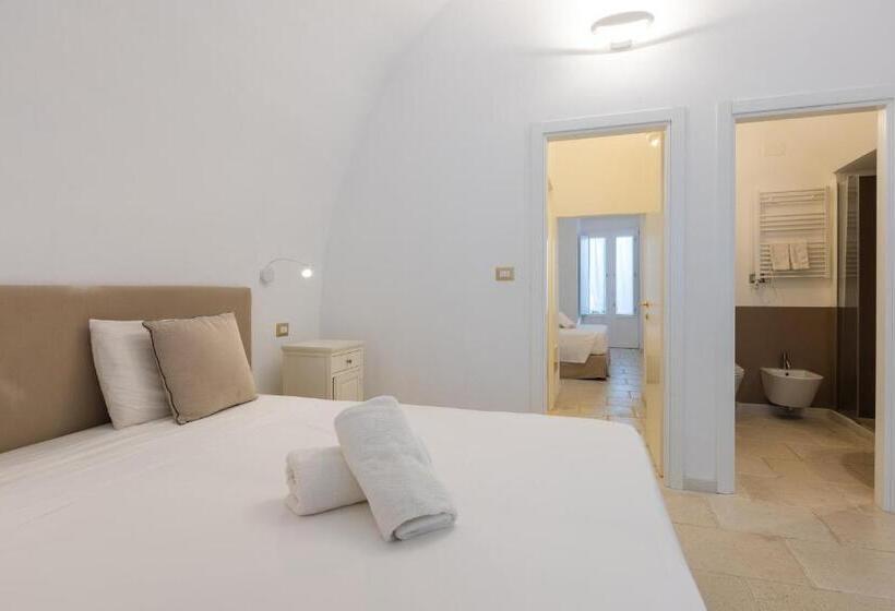 جناح ديلوكس, La Loggetta