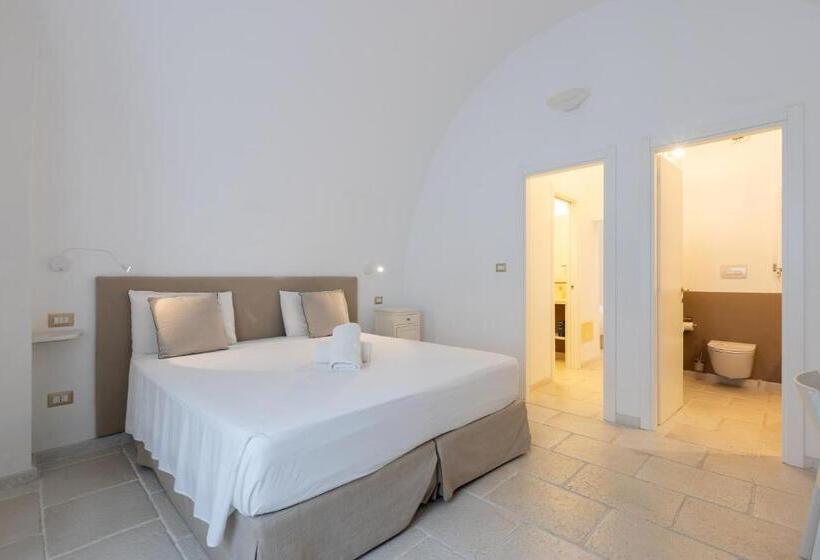 جناح ديلوكس, La Loggetta