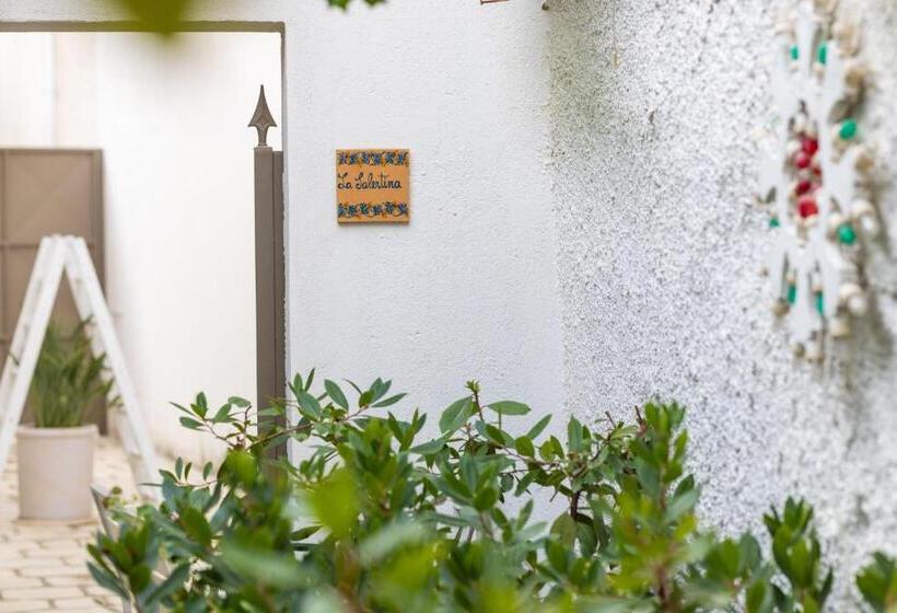 شقة غرفة واحدة, La Loggetta